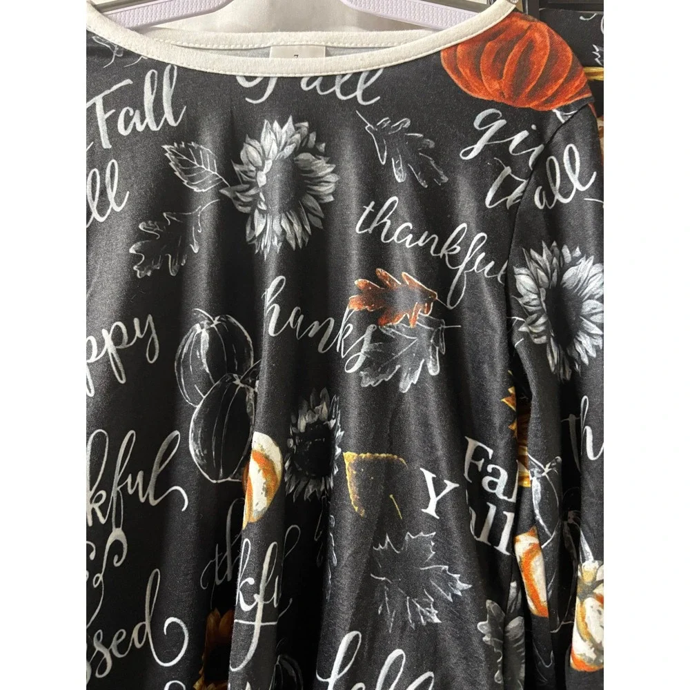 Fall Themed Girl's 2 piece Pajama Set with‎ pumpkins & sunflowers Size 7 NWOT